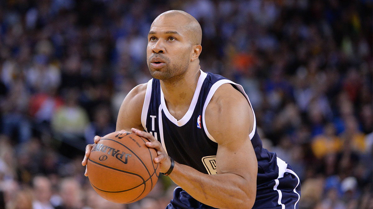 Oklahoma City Thunder point guard Derek Fisher (6) shoots a free throw during the second quarter against the Golden State Warriors at Oracle Arena. The City Thunder defeated the Warriors 116-97.