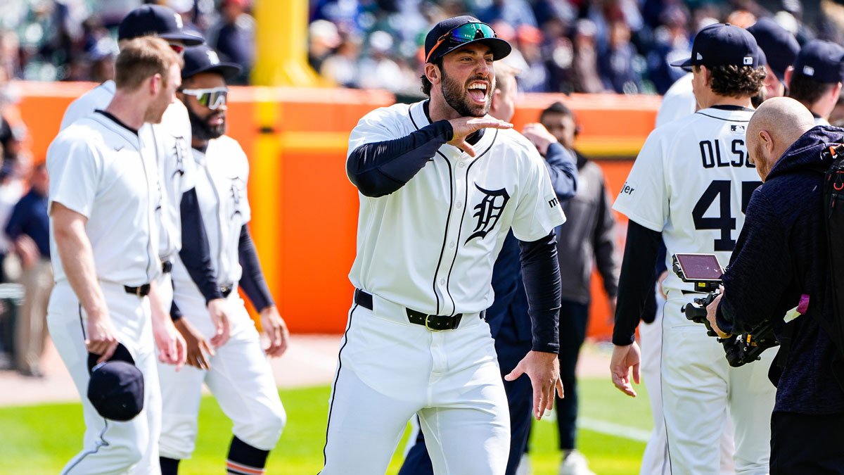 Detroit Tigers’ Matt Vierling waves at players from Chicago White Sox ahead of during home opening day against Chicago White Sox at Comerica Park in Detroit on Friday, April 4, 2025.