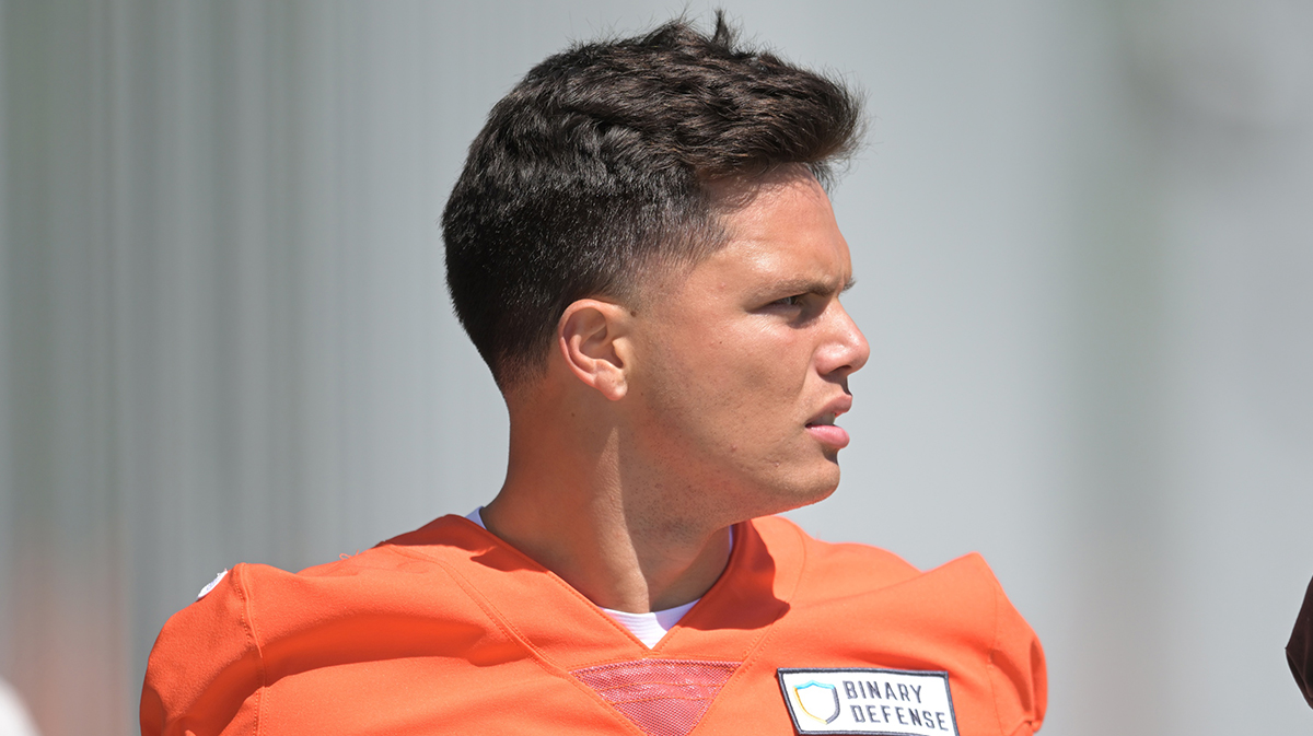 Dillon Gabriel makes thoughts on Browns drafting Shedeur Sanders extremely clear