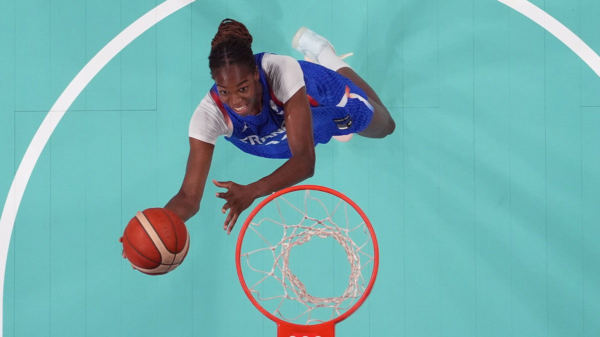Storm center Dominique Malonga (14) goes to the basket against Canada during the Paris 2024 Olympic Summer Games at Stade Pierre-Mauroy.