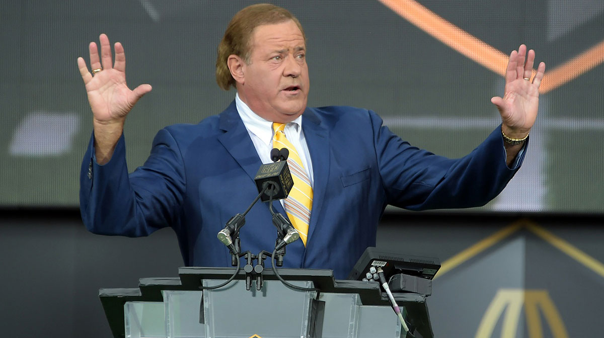 Chris Berman emcees the 2015 Pro Football Hall of Fame enshrinement at Tom Benson Hall of Fame Stadium.