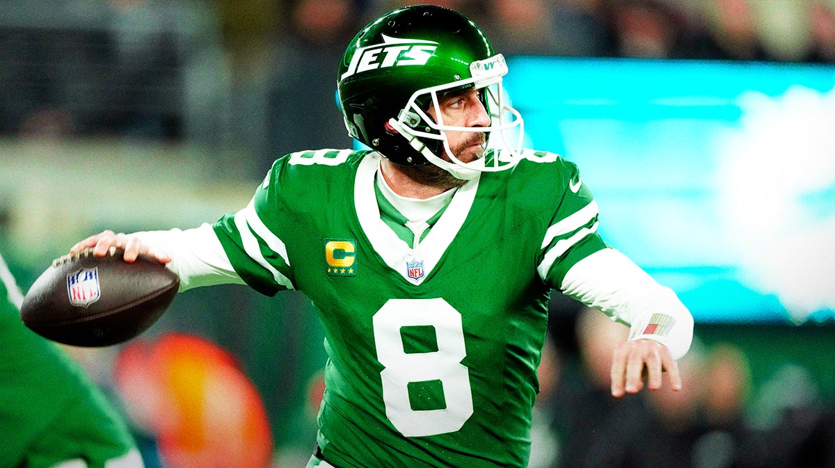 New York Jets quarterback Aaron Rodgers (8) may have played his last game for Gang Green.