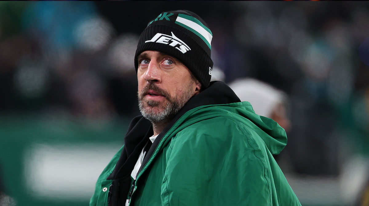 New York Jets quarterback Aaron Rodgers (8) during the third quarter of their game against the Miami Dolphins at MetLife Stadium.