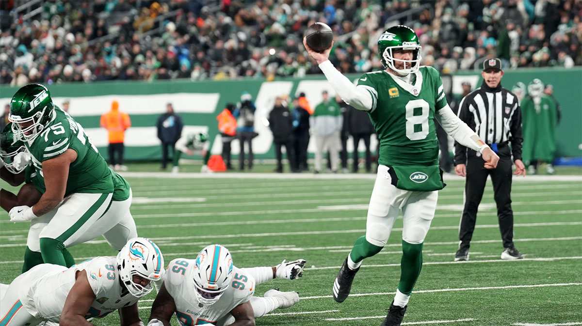 Saints' best Derek Carr replacements after sudden retirement