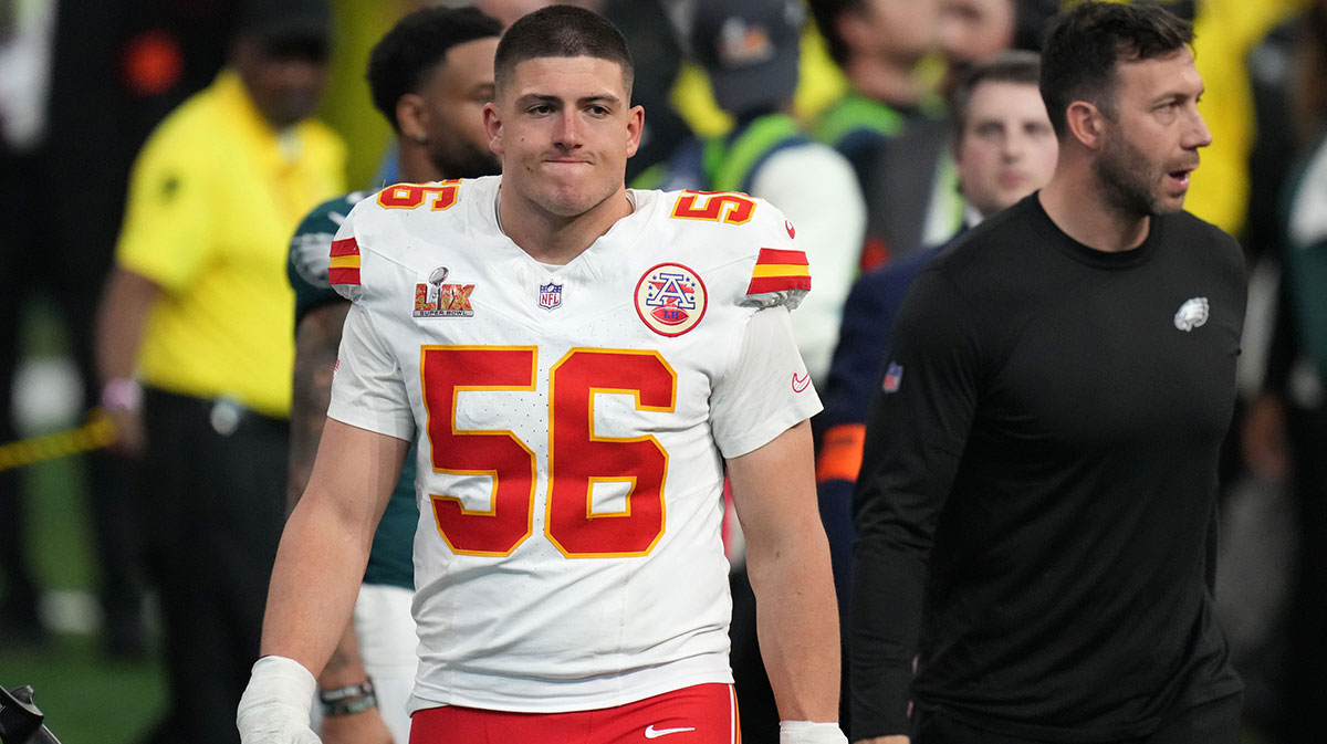 The defensive winger of the Chiefs of Kansas City, George Karlaftis (56 years old), reacts after the loss of the Eagles of Philadelphia in the Super Bowl Lix to Caesars Superdome.