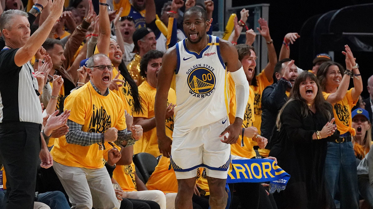 Golden State Warriors forward Jonathan Kuminga (00) celebrates after scoring against the Minnesota Timberwolves in the third quarter during game three in the second round of the 2025 NBA Playoffs at Chase Center.