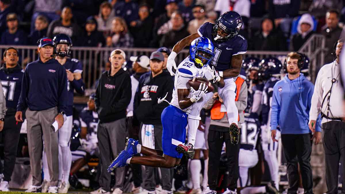 Georgia State Panthers safety Ja'Maric Morris (22) misses a chance to intercept a pass intended for Connecticut Huskies wide receiver Skyler Bell (1) in the second half at Rentschler Field at Pratt & Whitney Stadium.