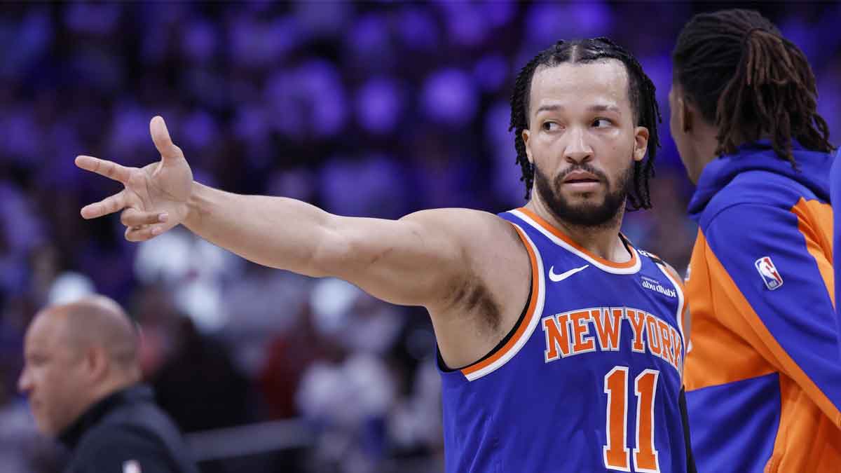New York Knicks guard Jalen Brunson (11) celebrates his three point basket in the fourth quarter against the Detroit Pistons during game six of first round for the 2024 NBA Playoffs at Little Caesars Arena.