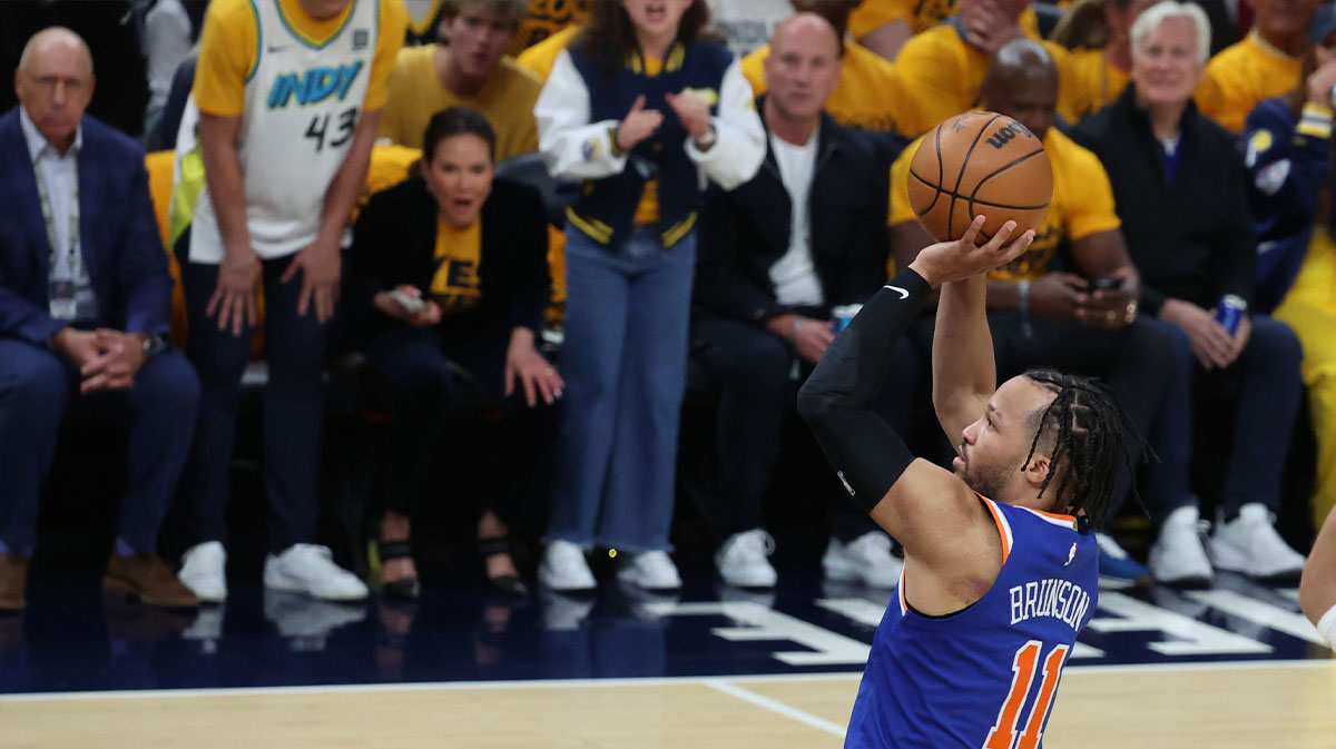 New York Knicks guard Jalen Brunson (11) shoots a layup during the first quarter against the Indiana Pacers during game three of the eastern conference finals for the 2025 NBA Playoffs at Gainbridge Fieldhouse.