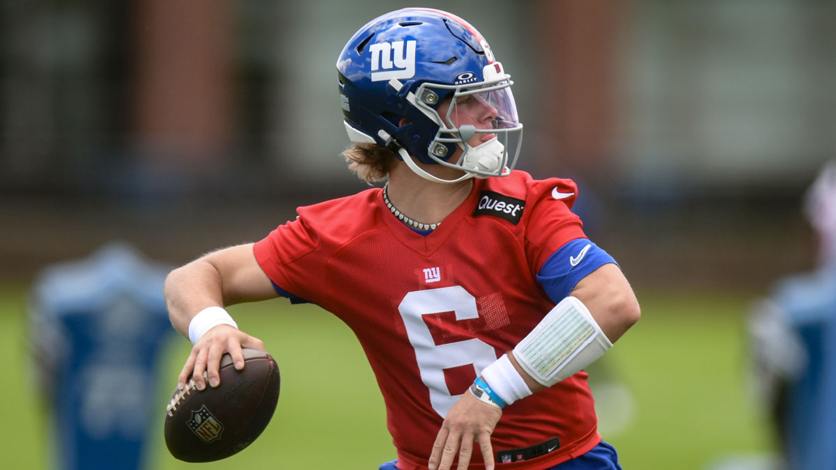 New York Giants quarterback Jaxson Dart (6) throws a pass during rookie minicamp at Quest Diagnostics Training Center.