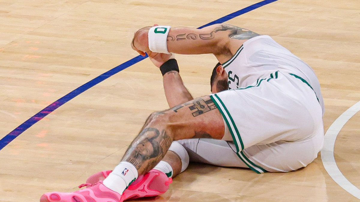 NBA rumors: Rockets, Spurs linked to Celtics trades after Jayson Tatum injury