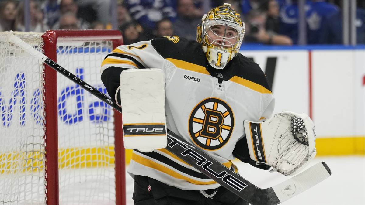 Boston Bruins goaltender Jeremy Swayman (1) follows a rebound after a shot by the Toronto Maple Leafs during the first period at Scotiabank Arena.