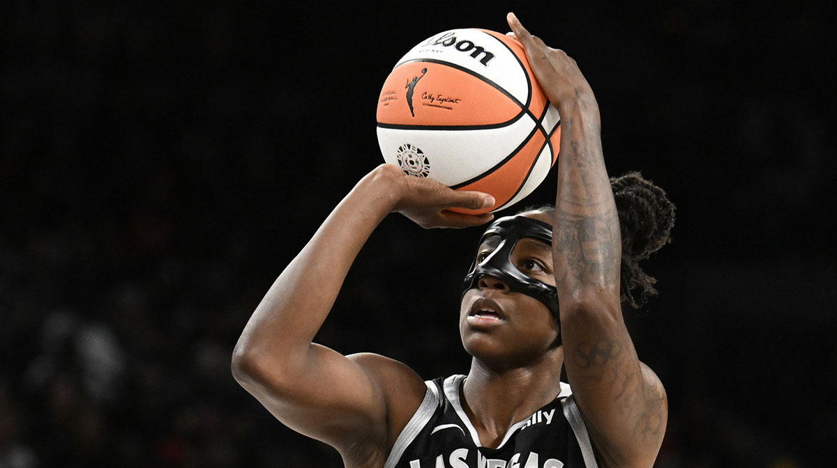 Las Vegas Aces guard Jewell Loyd (24) shoots a foul shot against the Washington Mystics in the second quarter of the game at Michelob Ultra Arena.