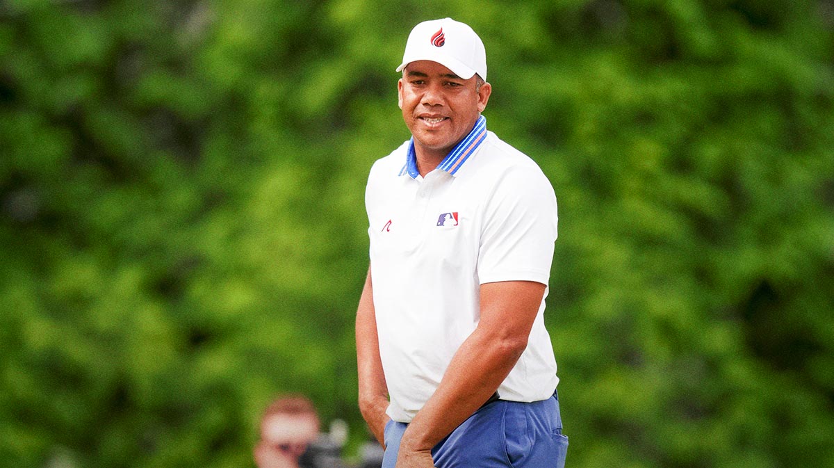 Jhonattan Vegas on the fifth hole green during the second round of the PGA Championship golf tournament at Quail Hollow.