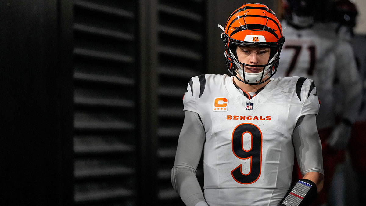 Cincinnati Bengals quarterback Joe Burrow (9) takes the field for the first quarter of the NFL Week 18 game between the Pittsburgh Steelers and the Cincinnati Bengals at Acrisure Stadium.