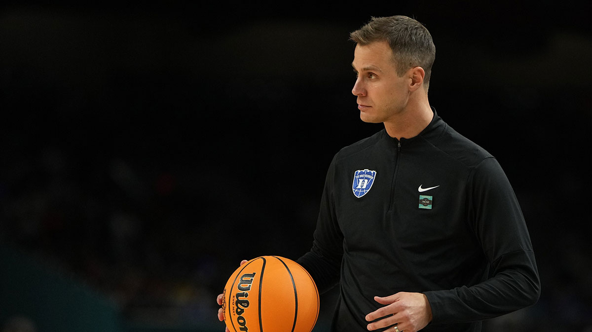 Duke Blue Devils head coach Jon Scheyer looks on against the Houston Cougars during the second half in the semifinals of the men's Final Four of the 2025 NCAA Tournament at the Alamodome. Bob Donnan-Imagn Images