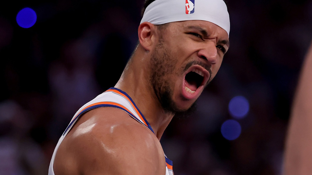 New York Knicks guard Josh Hart (3) reacts during the second quarter of game six in the second round of the 2025 NBA Playoffs against the Boston Celtics at Madison Square Garden.