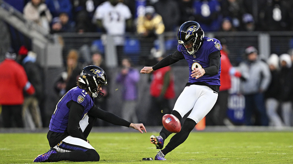Baltimore Ravens place kicker Justin Tucker (9) kicks the ball during the first quarter against the Cleveland Browns at M&T Bank Stadium.