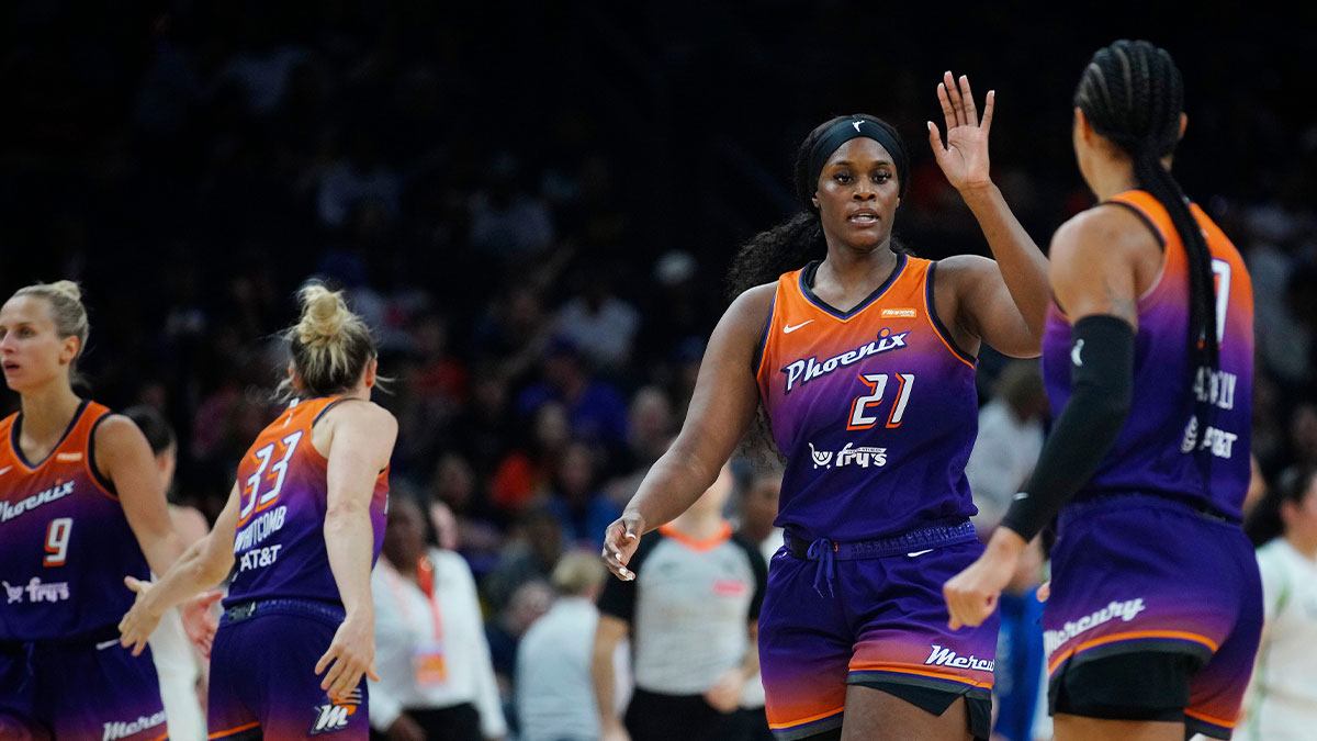 Mercury forward Satou Sabally (0) and Kalani Brown (21) celebrate a basket against the Lynx at PHX Arena in Phoenix, on May 30, 2025.