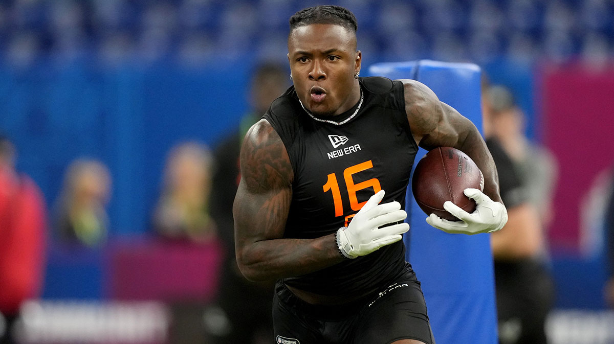 Iowa running back Kaleb Johnson (RB16) during the 2025 NFL Combine at Lucas Oil Stadium.