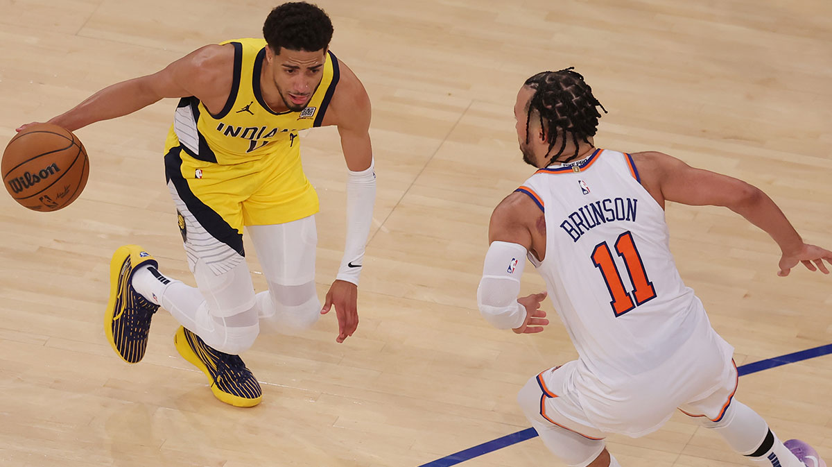 Indiana Pacers guard Tyrese Haliburton (0) controls the ball against New York Knicks guard Jalen Brunson (11) in overtime during game one of the eastern conference finals for the 2025 NBA Playoffs at Madison Square Garden.