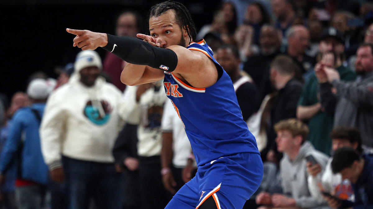 Knicks guard Jalen Brunson (11) reacts