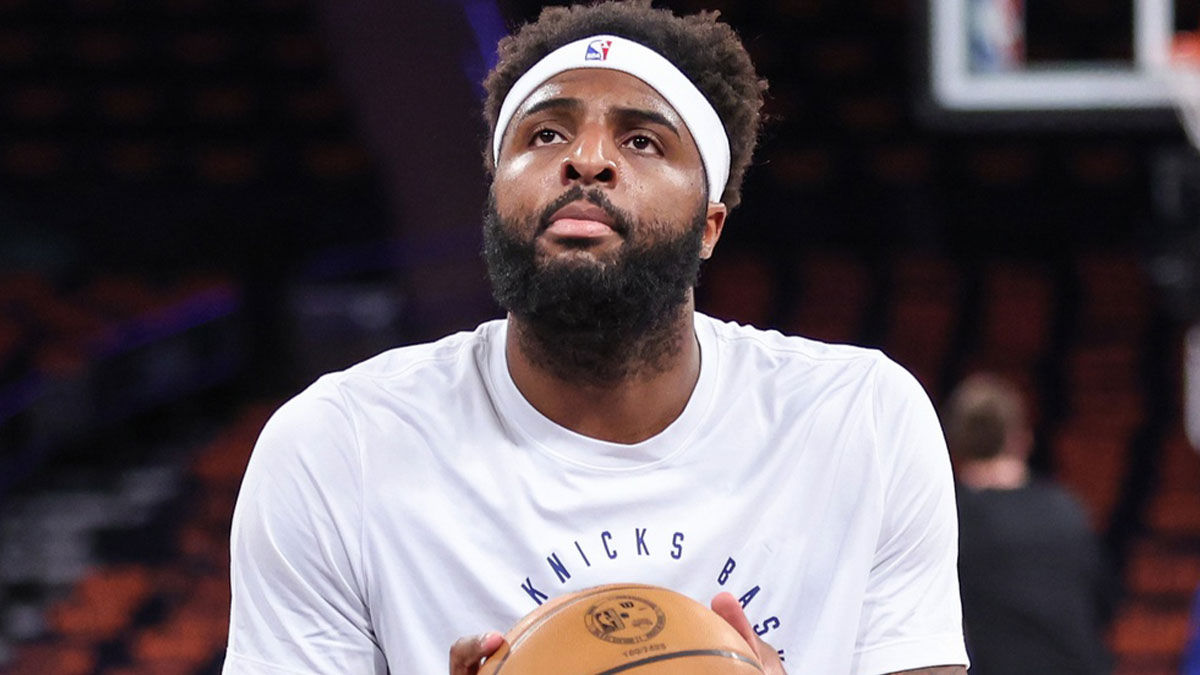 Mitchell Robinson’s continued free throw struggles draw brutal reactions