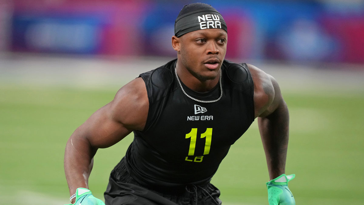 Penn State linebacker Kobe King (LB11) participates in drills during the 2025 NFL Combine at Lucas Oil Stadium.