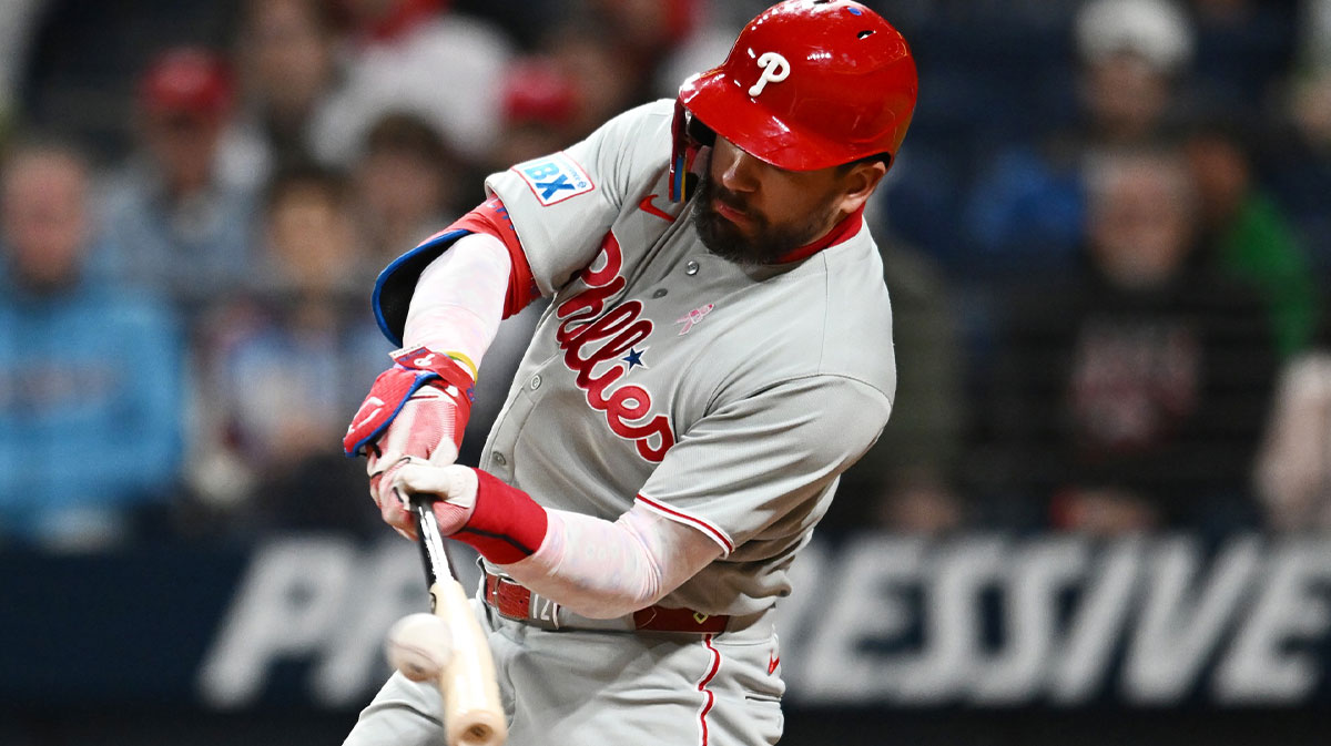 Kyle Schwarber has fans buzzing with monster HR to tie Aaron Judge