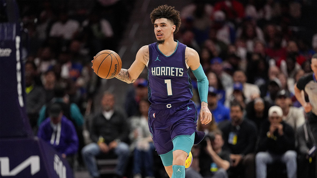 Charlotte Hornets guard LaMelo Ball (1) brings the ball up court against the New York Knicks during the second half at Spectrum Center.