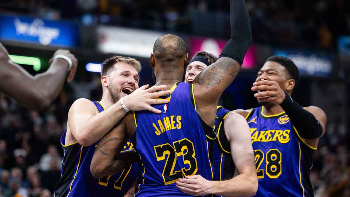 Lakers forward LeBron James (23) celebrates his game winning shot