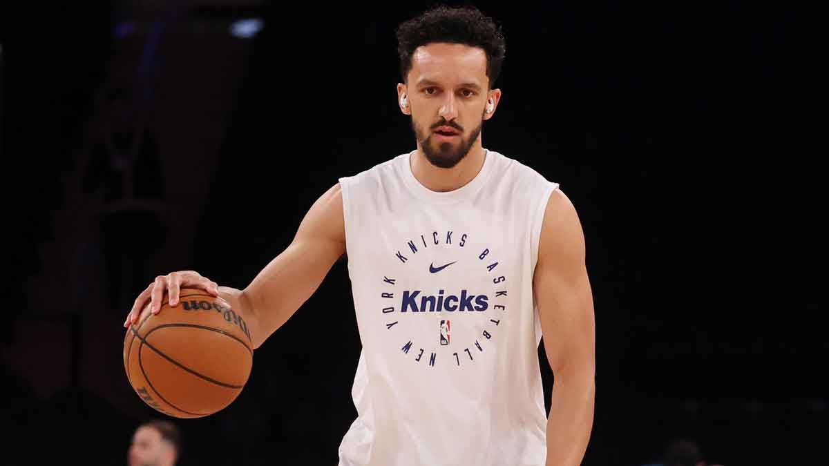 New York Knicks guard Landry Shamet (44) warms up before game five against the Indiana Pacers.