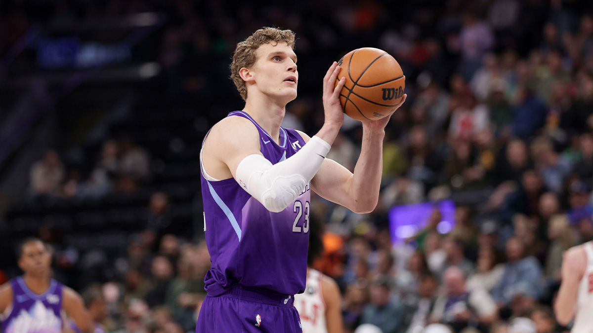 Utah Jazz forward Lauri Markkanen (23) shoots a technical free throw during the first quarter against the Chicago Bulls at Delta Center.