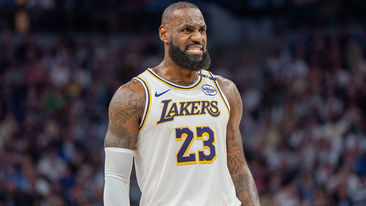 Lakers’ LeBron James questions camera work in Game 4 vs. Timberwolves