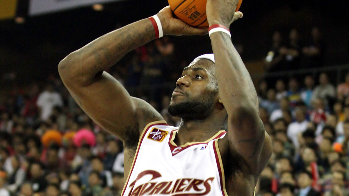 LeBron James of Cleveland Cavaliers in action against the Orlando Magic in the 2007 NBA China games. The Magic defeated the Cavs 100-84.