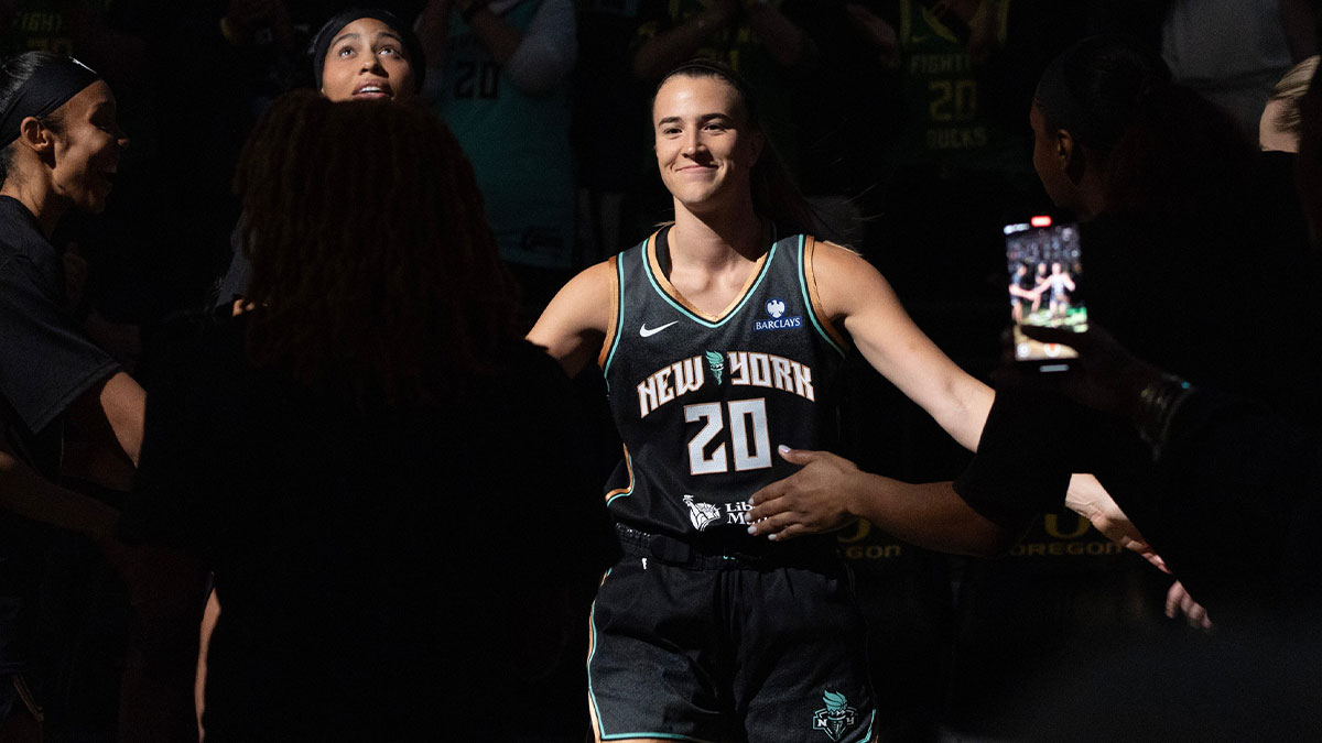 Sabrina Ionescu is introduced before the game between the Toyota Antelopes an the New York Liberty Matthew Knight Arena May 12, 2025 in Eugene. Mandatory Credit: © Chris Pietsch/The Register-Guard / USA TODAY NETWORK via Imagn Images
