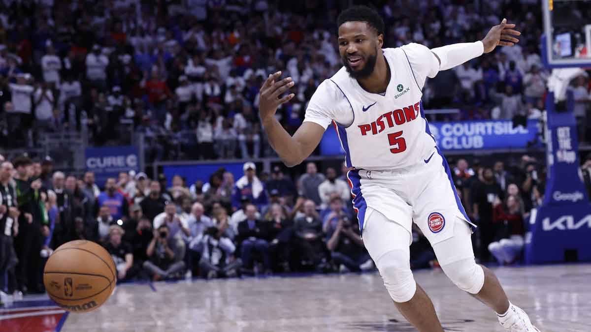 Detroit Pistons guard Malik Beasley (5) loose the ball in the fourth quarter against the New York Knicks during game six of first round for the 2024 NBA Playoffs at Little Caesars Arena.