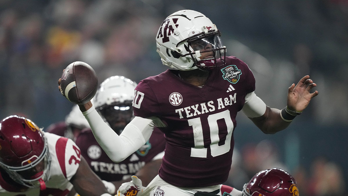 Texas A&M Aggies quarterback Marcel Reed (10) throws the ball against Southern California Trojans cornerback John Humphrey (19) in the first half at Allegiant Stadium.