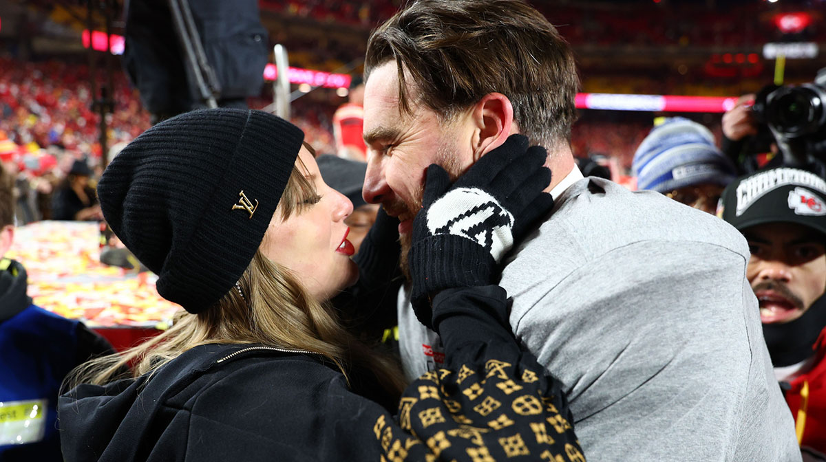 Taylor Swift Travis Kelce