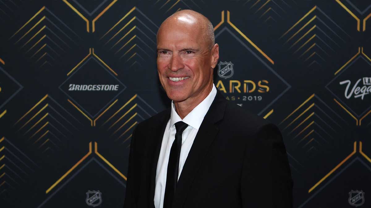 Mark Messier is pictured on the red carpet during the 2019 NHL Awards at Mandalay Bay.