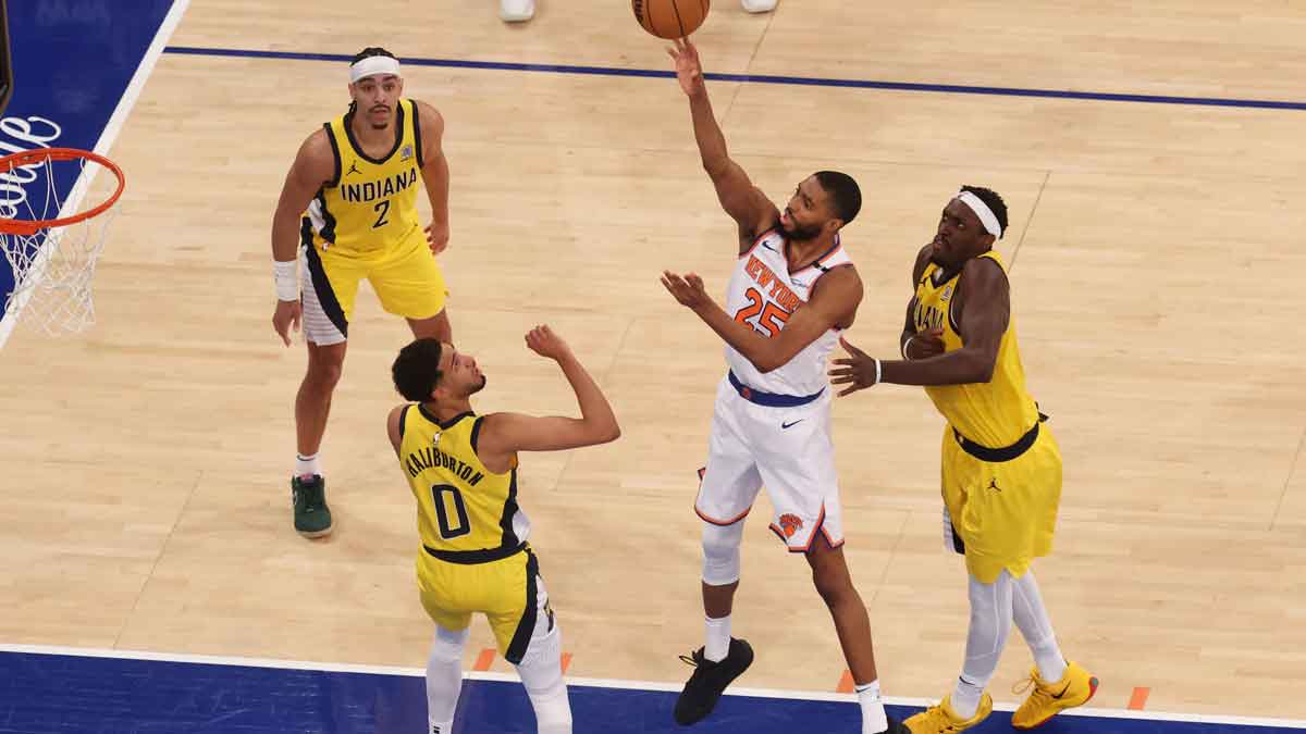 New York Knicks forward Mikal Bridges (25) shoots in the third quarter against the Indiana Pacers during game two of the eastern conference finals for the 2025 NBA Playoffs at Madison Square Garden.