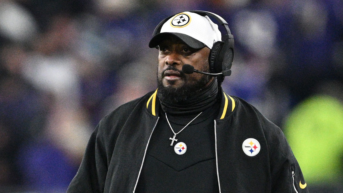 Pittsburgh Steelers head coach Mike Tomlin looks on in the second quarter against the Baltimore Ravens in an AFC wild card game at M&T Bank Stadium.