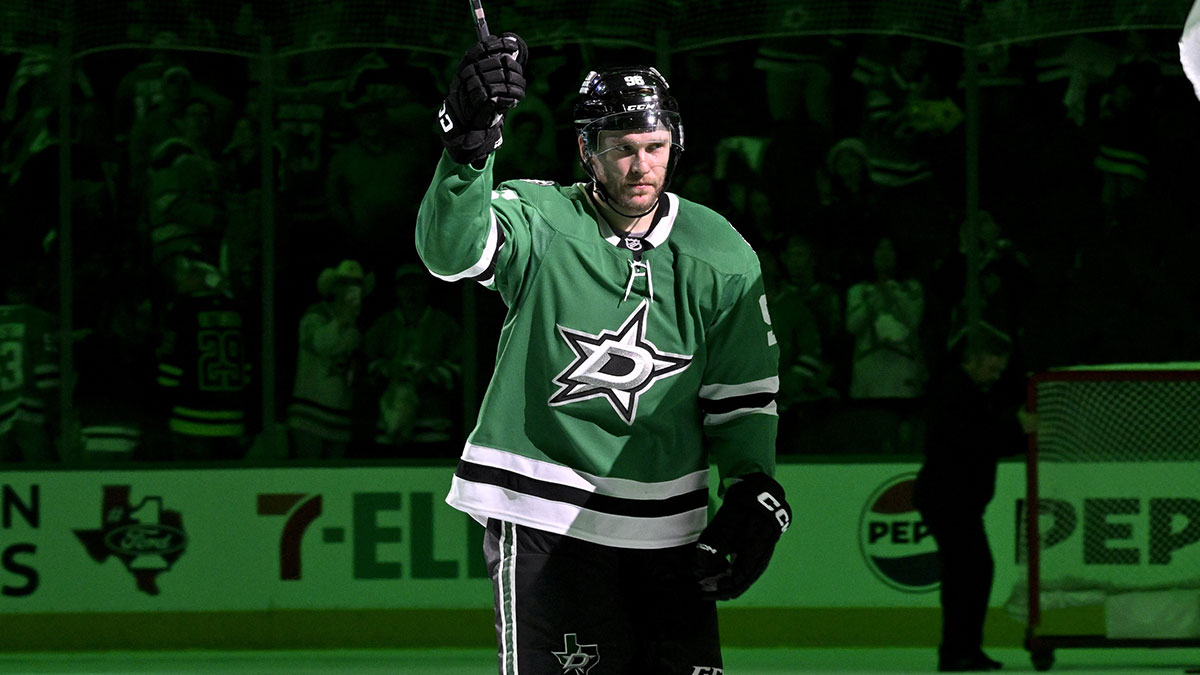 Stars’ coach Pete DeBoer makes Mikko Rantanen ‘mission’ claim after Game 3 Jets win