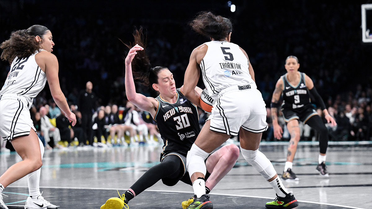 New York Liberty forward Breanna Stewart (30) and Golden State Valkyries forward Kayla Thornton (5) compete for possession of the ball during the second half at Barclays Center.