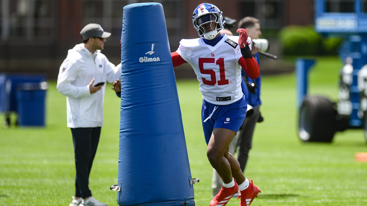 New York Giants linebacker Abdul Carter (51) participates in a drill during rookie minicamp at Quest Diagnostics Training Center.