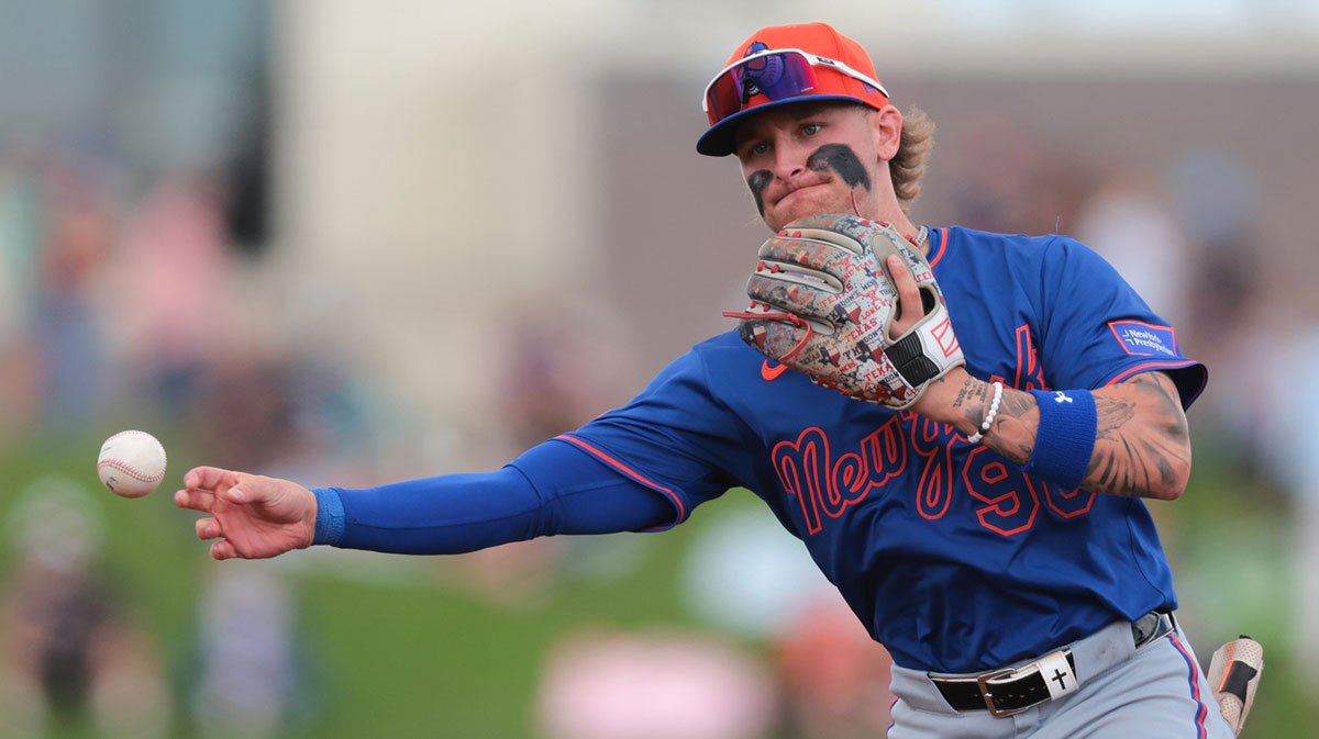 New York Mets second baseman Jett Williams (90) throws to first base and retires Washington Nationals second baseman Luis Garcia Jr. (not pictured) during the third inning at CACTI Park of the Palm Beaches.