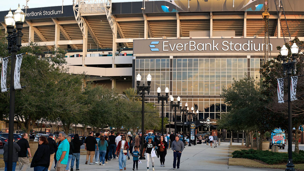‘Ice bowl’ influencer helps Jaguars announce 2025 NFL schedule