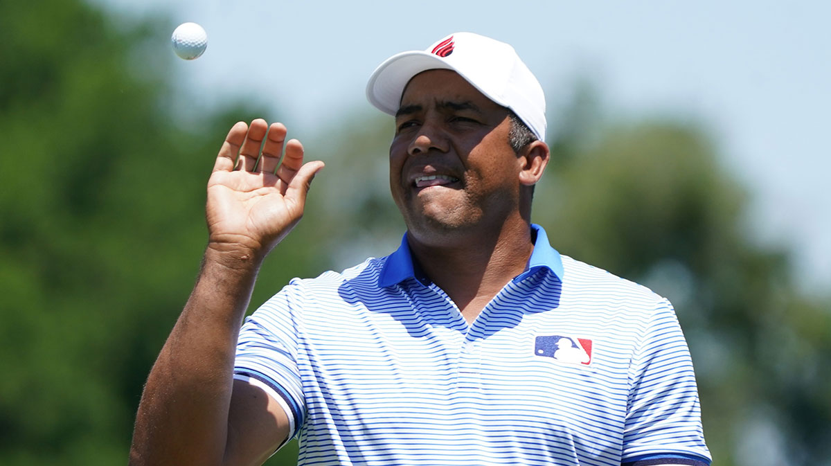 Jhonattan Vegas prepares to putt on the second green during the final round of the THE CJ CUP Byron Nelson golf tournament
