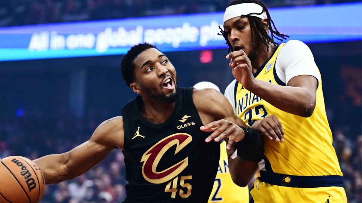 Pacers center Myles Turner defends Cavs' Donovan Mitchell