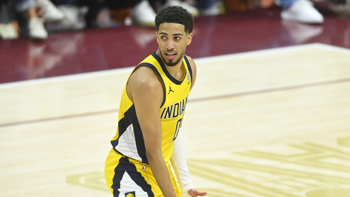 Pacers guard Tyrese Haliburton (0) celebrates
